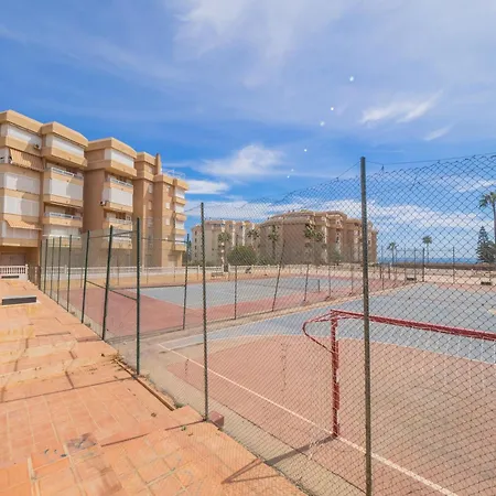 Cubo's Costa Del Oro Torrox